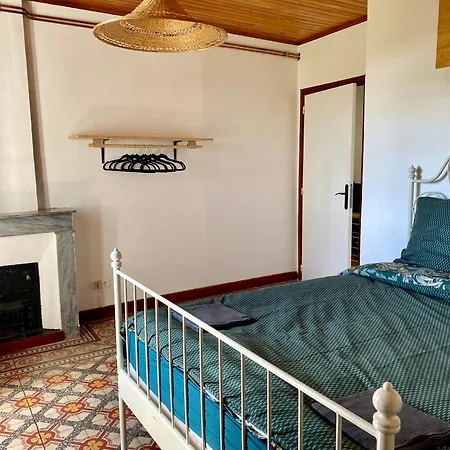 La Petite Maison Dans La Brousse Holiday home Saint-Paul-le-Jeune