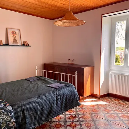La Petite Maison Dans La Brousse Holiday home *